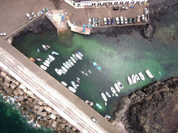 Obras Públicas adjudica a la empresa Dragados Canarios la obra de la nueva rampa de varada en El Cotillo