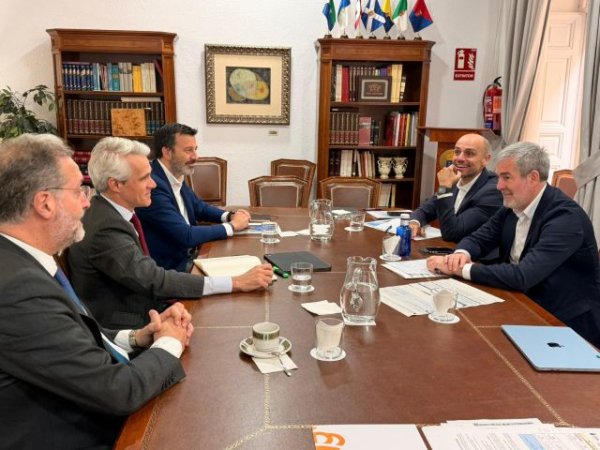 Gobierno y Telef&oacute;nica refuerzan el seguimiento del plan para mejorar la resiliencia de las telecomunicaciones