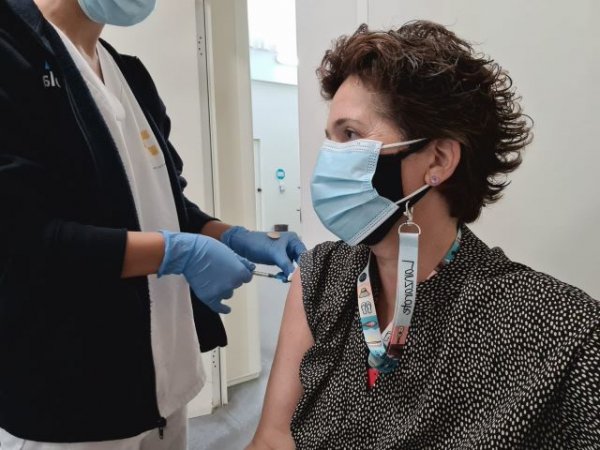 Los equipos de vacunación del SCS han administrado 4.310.702 dosis de vacunas contra la COVID-19