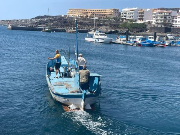 El Gobierno canario incrementa hasta los 1,8 millones € las subvenciones destinadas a las cofradías de pescadores