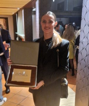 Saray Manzano recibe el &#039;Roque Nublo de Gran Canaria&#039; en la categoría de Deporte