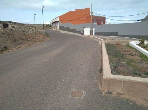 Gáldar: Adjudicado el proyecto de ejecución de canalizaciones para la instalación de la fibra óptica en La Punta