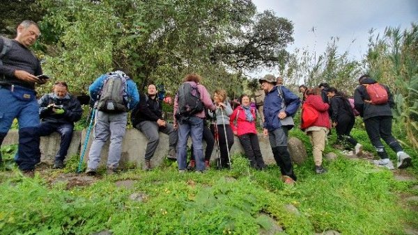 Senderismo: Dinámica y participativa ruta de Turcón por el Lomo de Cuevas de Cubas