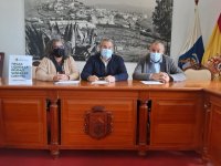 Firgas liquida la deuda y sanea las cuentas municipales