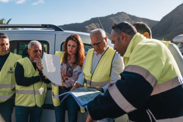 La Gomera: Notas de prensa del Cabildo y del Ayuntamiento de San Sebastián