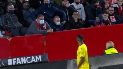 El Granada identifica al espectador que hizo los gestos racistas a Akapo