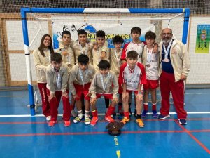 La selecci&oacute;n gomera de Campo a Trav&eacute;s y F&uacute;tbol Sala participaron en los Campeonatos de Canarias