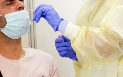 Sanidad contabiliza 1.881 nuevos casos de COVID-19 en personas de m&aacute;s de 60 a&ntilde;os en los &uacute;ltimos tres d&iacute;as