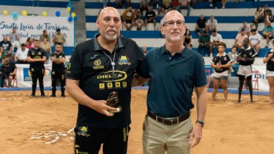 DIELCA renueva su compromiso con la Lucha Canaria