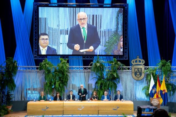 Morales resalta el papel del Cabildo como defensor del fuero insular e impulsor de la reactivación económica de la Isla en el 110 aniversario de la Institución