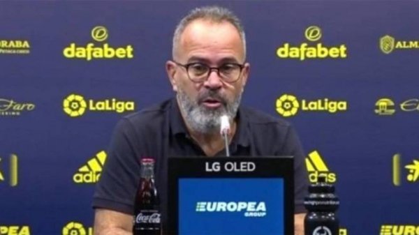 Álvaro Cervera llevará a juicio al Cádiz por su despido como entrenador