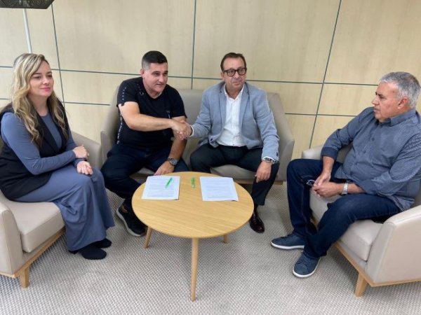 Cajasiete se convierte en nuevo colaborador de la Federación de Lucha Canaria