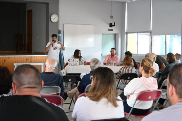 Gáldar: El Consejo de Barrio ‘Costa y Salitre’ da a conocer el proyecto de ecoárea para el Puerto de Sardina en el barrio