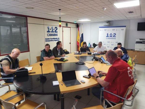 El Gobierno de Canarias mantiene la situación de alerta en El Hierro y la desactiva en el resto de las islas