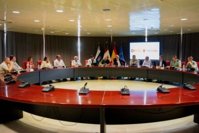 La Gomera: Delegaci&oacute;n del Gobierno en Canarias, Cabildo y ayuntamientos gomeros refuerzan la coordinaci&oacute;n en materia de seguridad ciudadana