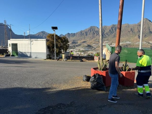 La Aldea de San Nicol&aacute;s apuesta por calles m&aacute;s limpias y cuidadas