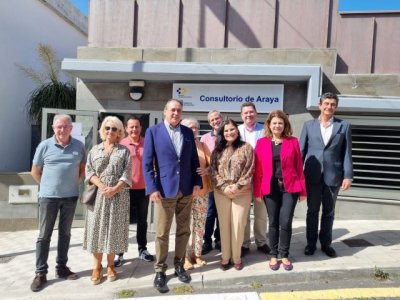 Blas Trujillo visita el nuevo Consultorio Perif&eacute;rico de Araya que atender&aacute; a m&aacute;s de 1.600 residentes