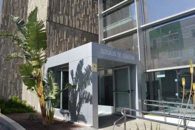 Justicia pone en marcha un sistema de videointerpretación en lengua de signos en seis juzgados