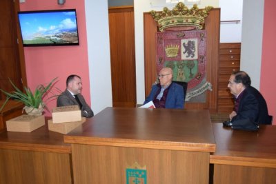 El Diputado del Com&uacute;n realiza una visita institucional a G&aacute;ldar