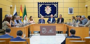 El presidente Torres remarca en su visita a Fuerteventura los avances logrados en sanidad, educación y ciencia