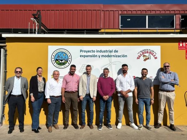 Visita del consejero de Agricultura del Gobierno de Canarias a La Aldea de San Nicol&aacute;s