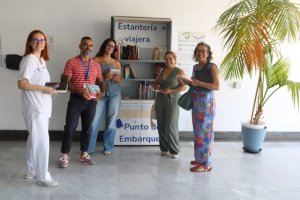 El Hospital Molina Orosa impulsa la iniciativa ‘Lectura en movimiento’ para fomentar el hábito de leer