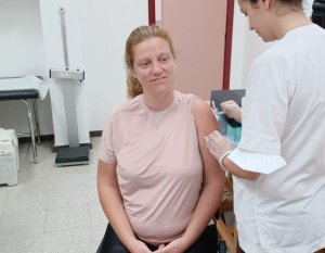 La campaña de vacunación contra gripe y la covid-19 comienza hoy en todos los centros de salud de Canarias