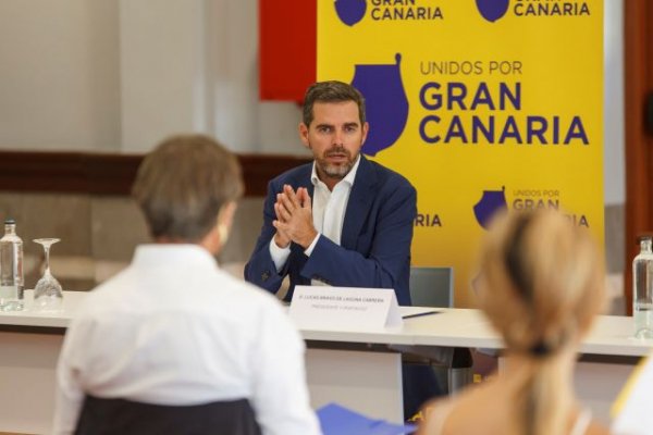 Unidos por Gran Canaria se opone a la reducción de los años de educación para adultos