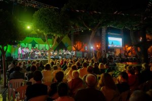 G&aacute;ldar: Las Fiestas de Santiago afrontan una semana llena de conciertos en la Plaza