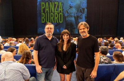 Estreno de la adaptaci&oacute;n teatral de &lsquo;Panza de Burro&rsquo;, en el Cuy&aacute;s