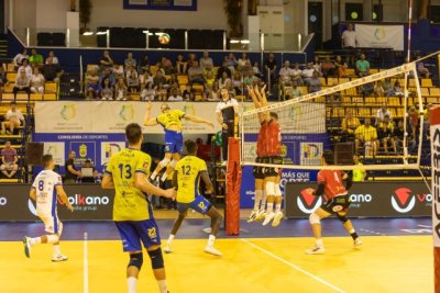 Voleibol: El CV Guaguas consolida su liderazgo en Mallorca