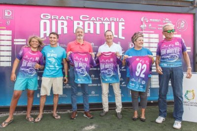 M&aacute;s de 80 riders participan en la VI edici&oacute;n de la Gran Canaria Kite &amp; Wing Foil Festival
