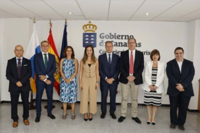 La consejera de Turismo y Empleo preside la toma de posesi&oacute;n de cuatro altos cargos de su departamento
