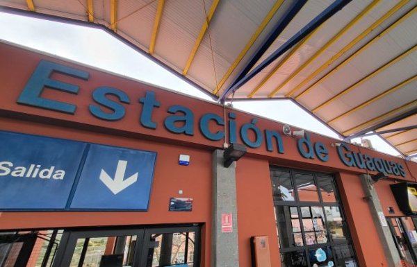 Las guaguas de Global a las median&iacute;as de G&aacute;ldar restablecen sus rutas tras la apertura al tr&aacute;fico de la GC-220