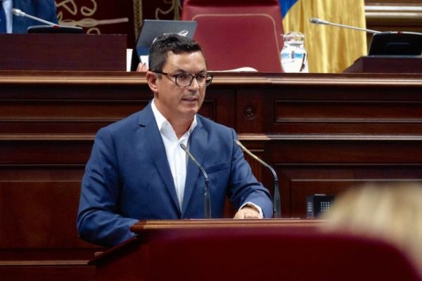 La Consejería aboga por un cambio en el modelo de movilidad para mejorar la circulación por carretera
