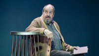 José María Pou protagoniza ‘Los jueves del Cuyás’ con motivo de las funciones de ‘El padre’, de Florian Zeller